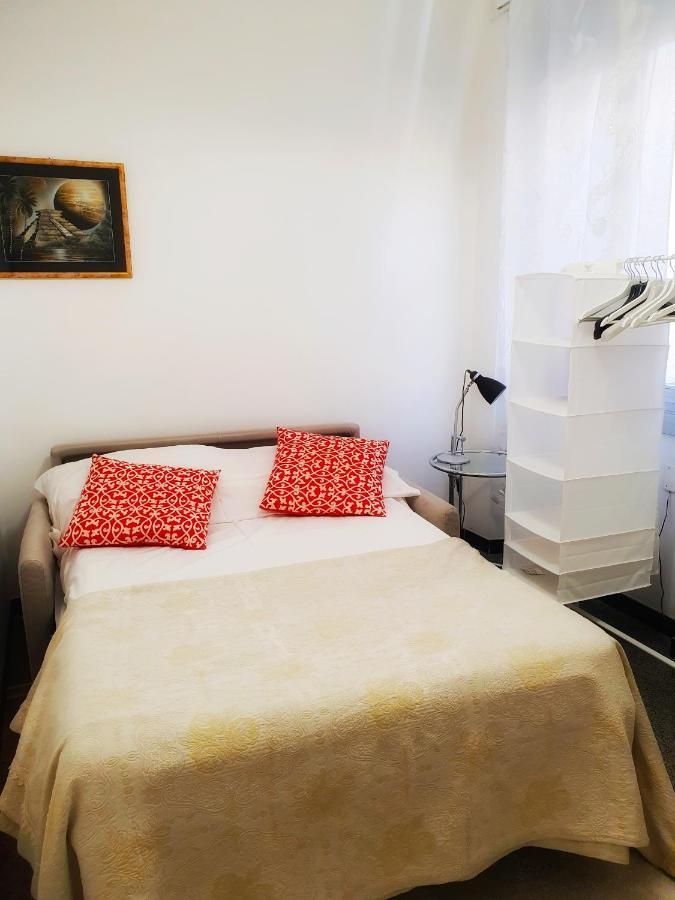 Appartement Fantastic House Near The Station Free Parking à Gênes Extérieur photo