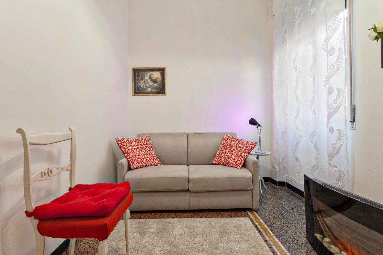 Appartement Fantastic House Near The Station Free Parking à Gênes Extérieur photo